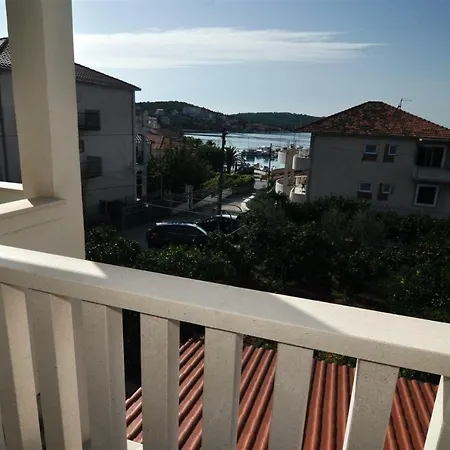 T&t Sea View *